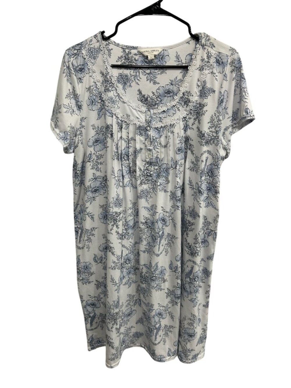 Laura Ashley Large Blue Floral Nightgown Lace Trim Soft Retro Cottagecore